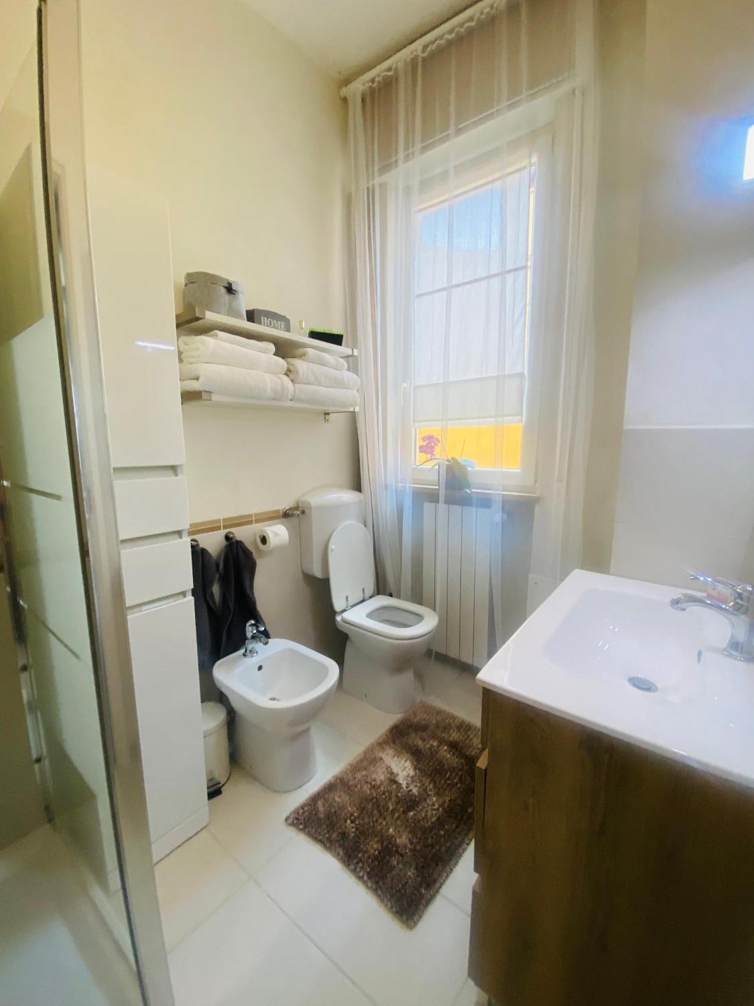 Central Apartment And Parking Verona Exterior foto